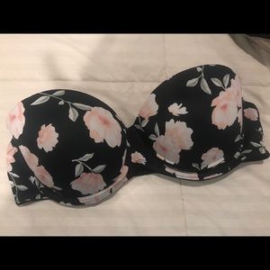 Victoria’s Secret PINK strapless bra
